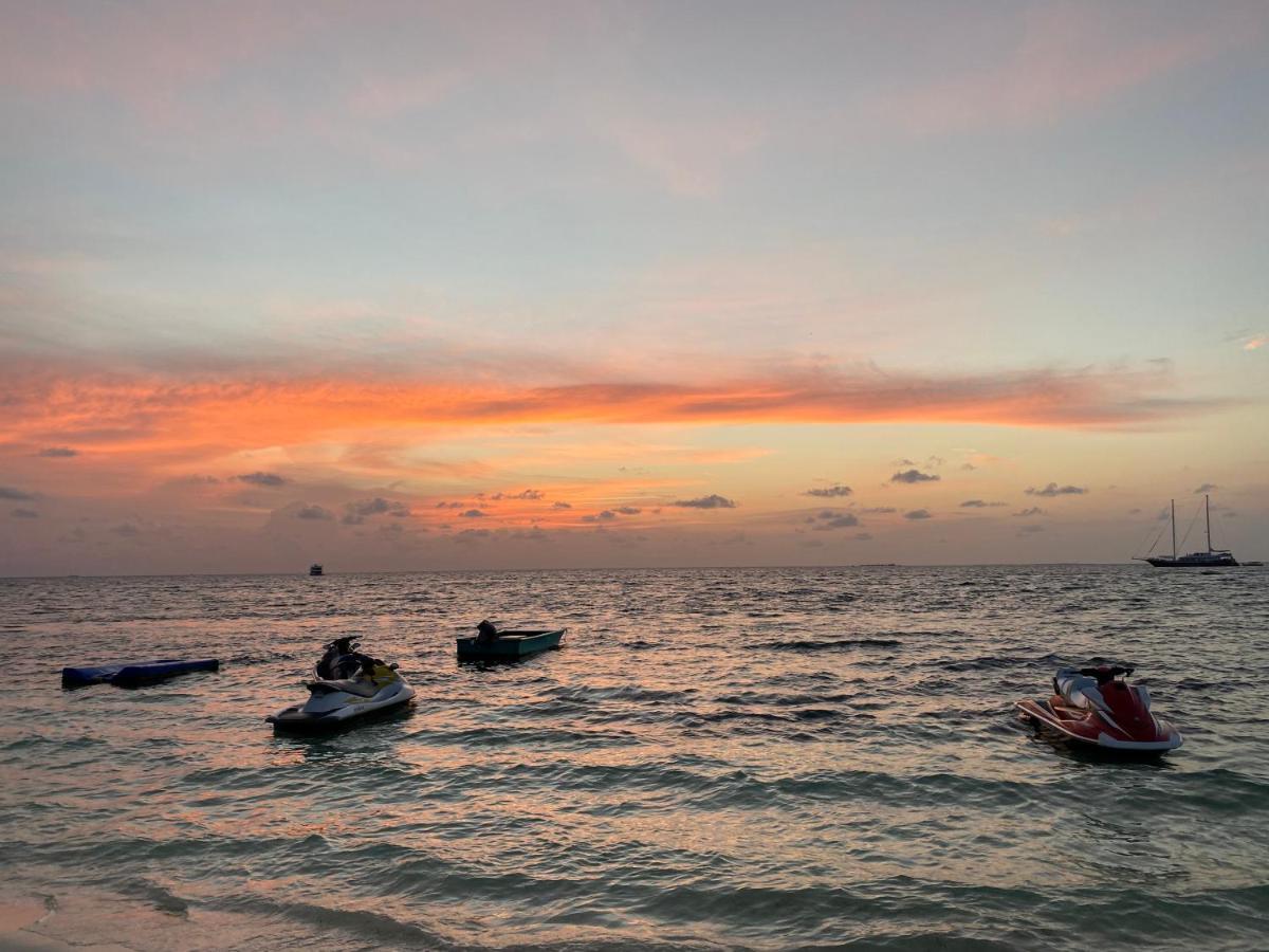 Lagoona Sunset Maafushi Exterior foto